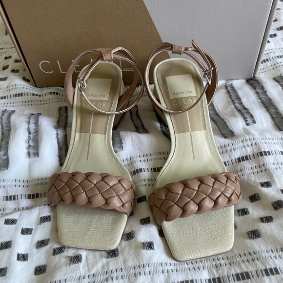 Dolce Vita Maren Heels - Picture 6 of 10